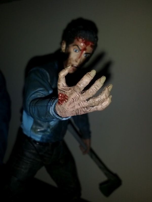 evil dead 2 figures